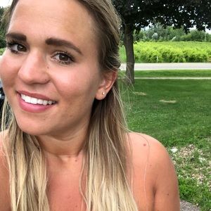 Meet your Posher, Sierra